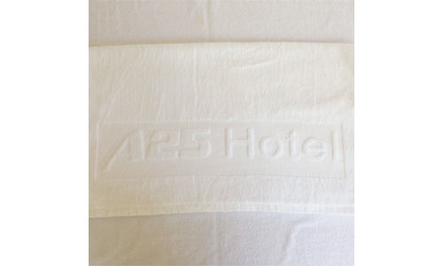 Hotel Towels />
                                                 		<script>
                                                            var modal = document.getElementById(